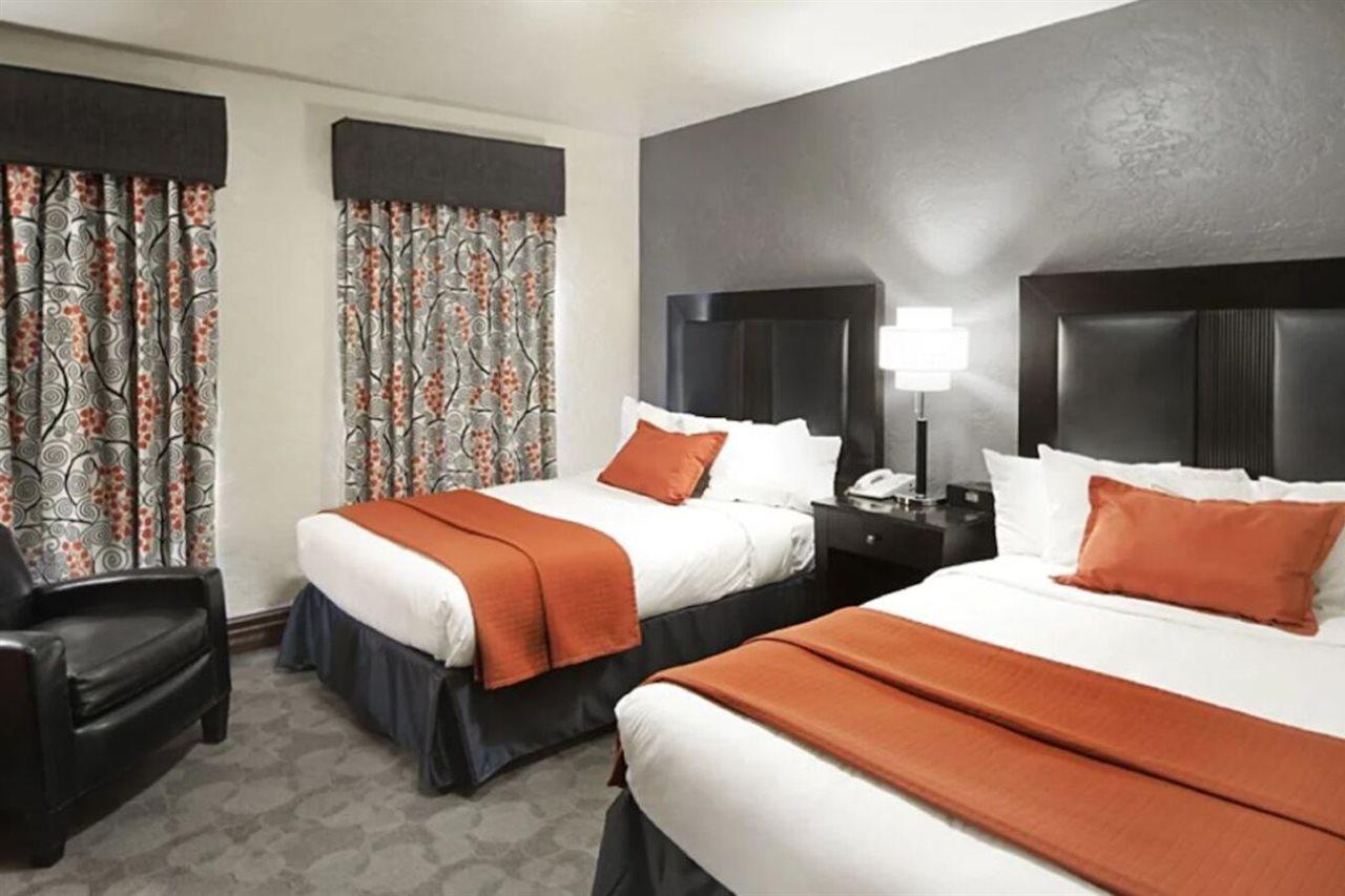Hotel Golden Gate Y Casino 3*