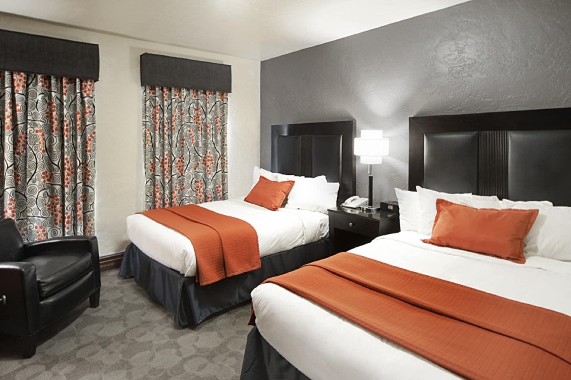 Hotel Golden Gate Y Casino 3*