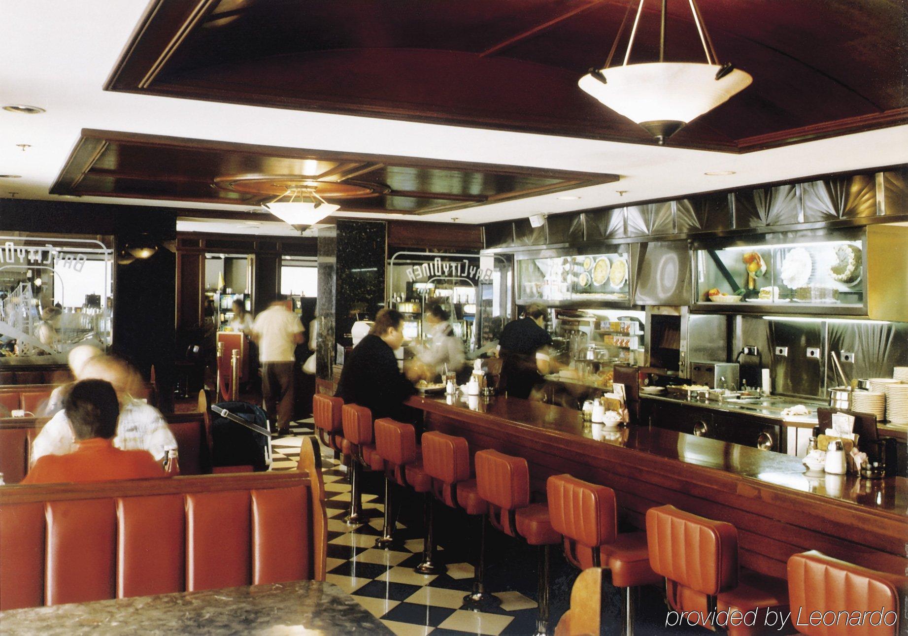 Hotel Golden Gate Y Casino 3*